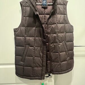 NWT GAP Women’s Brown Quilted Vest
